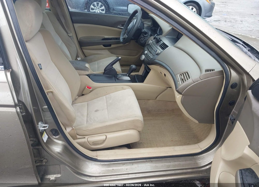 2008 HONDA ACCORD 2.4 LX VIN: 1HGCP26368A029015
