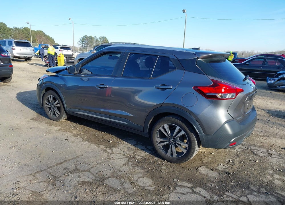 2019 NISSAN KICKS SR VIN: 3N1CP5CUXKL511843