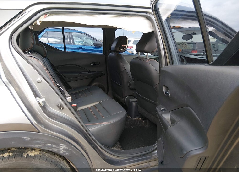 2019 NISSAN KICKS SR VIN: 3N1CP5CUXKL511843
