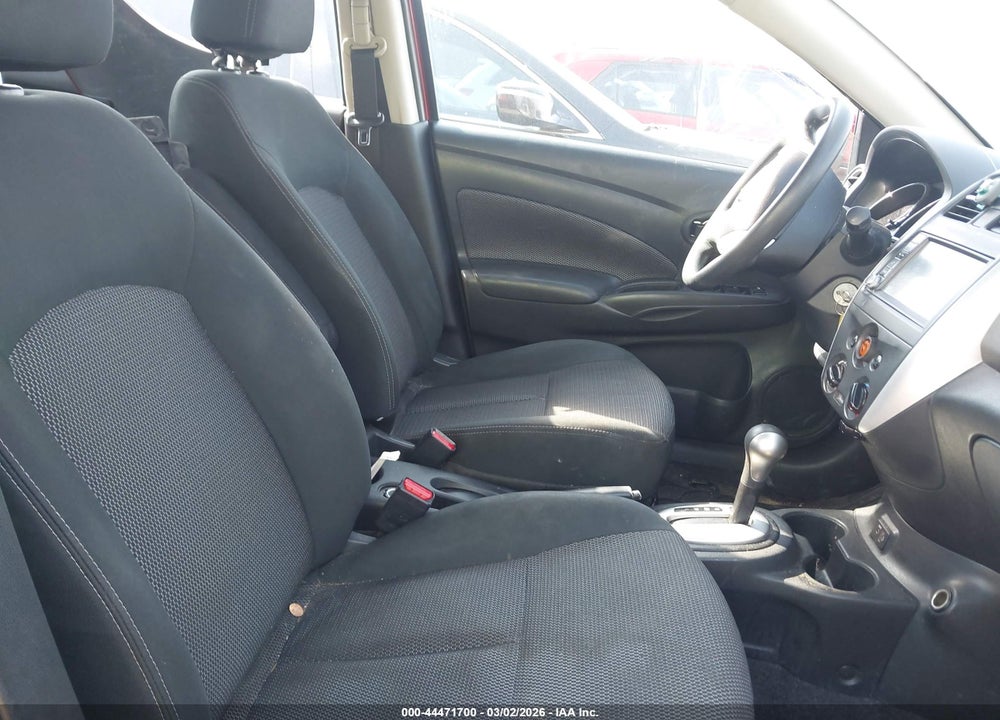 2019 NISSAN VERSA 1.6 SV VIN: 3N1CN7AP5KL831067