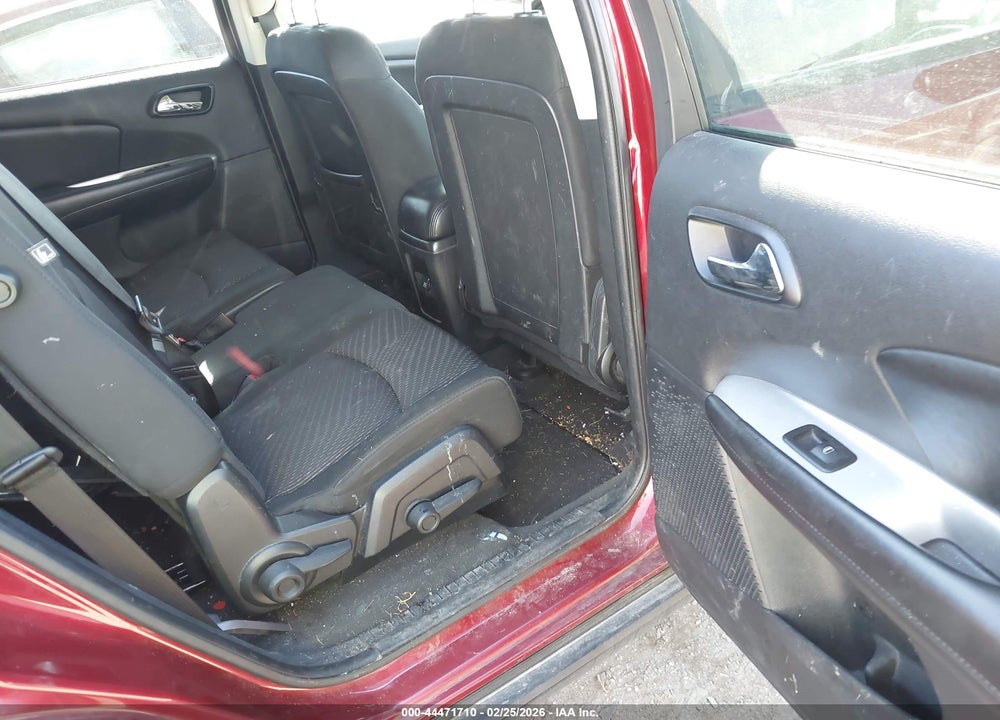 2011 DODGE JOURNEY MAINSTREET VIN: 3D4PG1FG8BT516393
