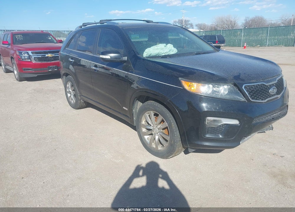 2011 KIA SORENTO SX V6 VIN: 5XYKWDA26BG119554