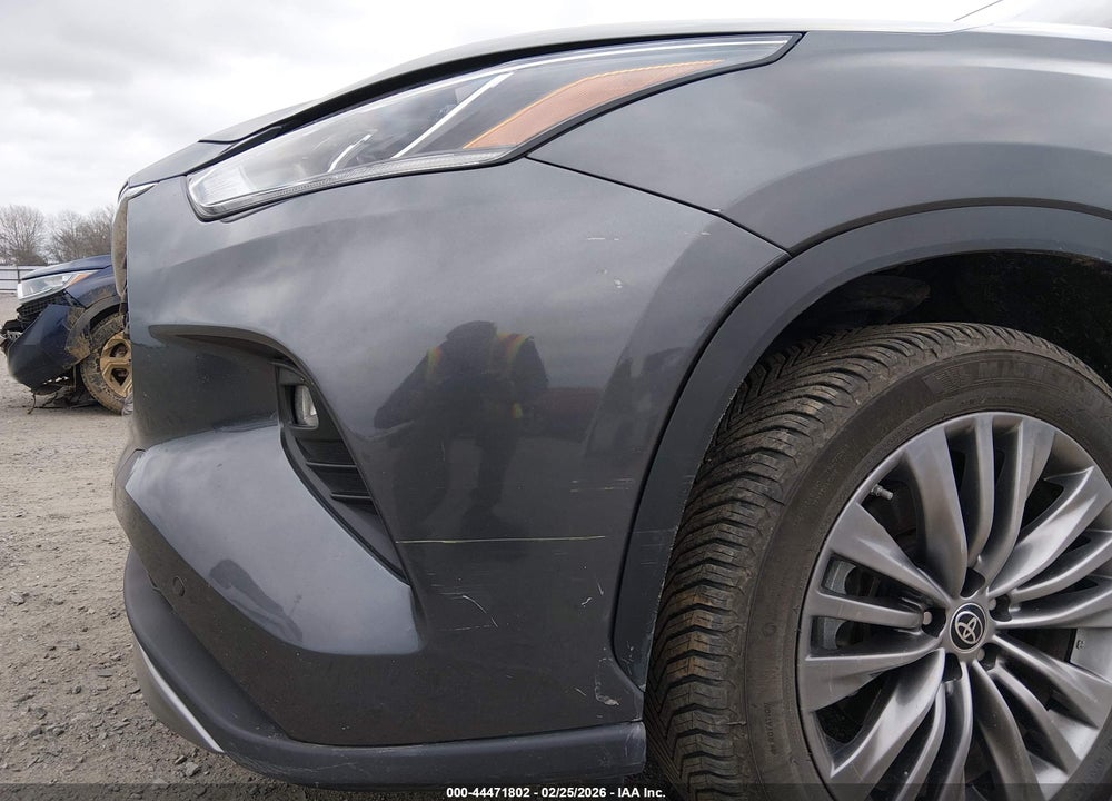 2022 TOYOTA HIGHLANDER PLATINUM VIN: 5TDFZRAH7NS098098