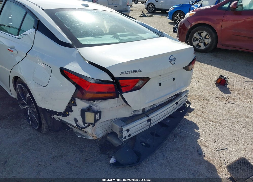 2024 NISSAN ALTIMA SR FWD VIN: 1N4BL4CV7RN370267
