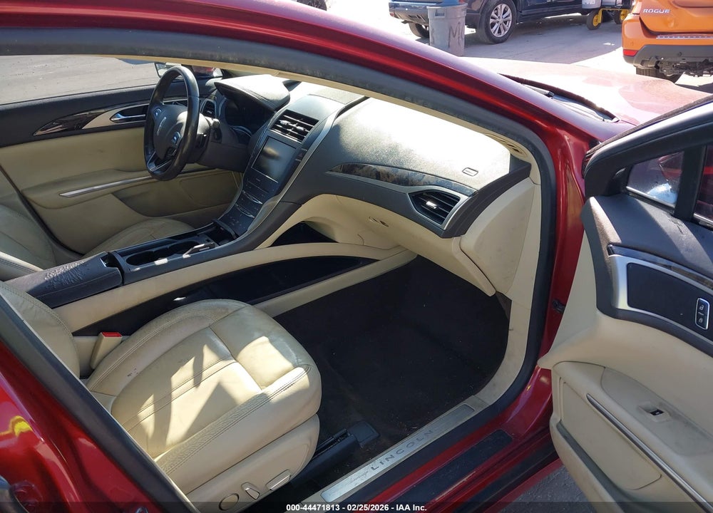 2015 LINCOLN MKZ VIN: 3LN6L2J97FR618236