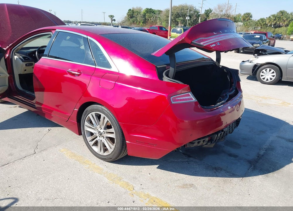 2015 LINCOLN MKZ VIN: 3LN6L2J97FR618236