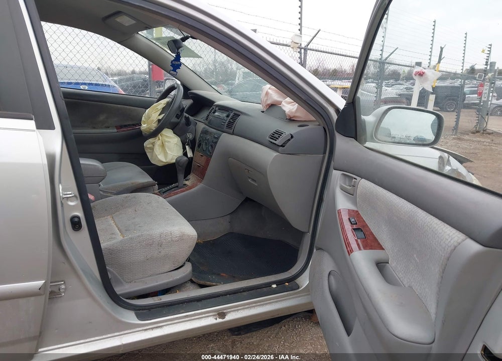 2004 TOYOTA COROLLA LE VIN: 1NXBR32EX4Z212438
