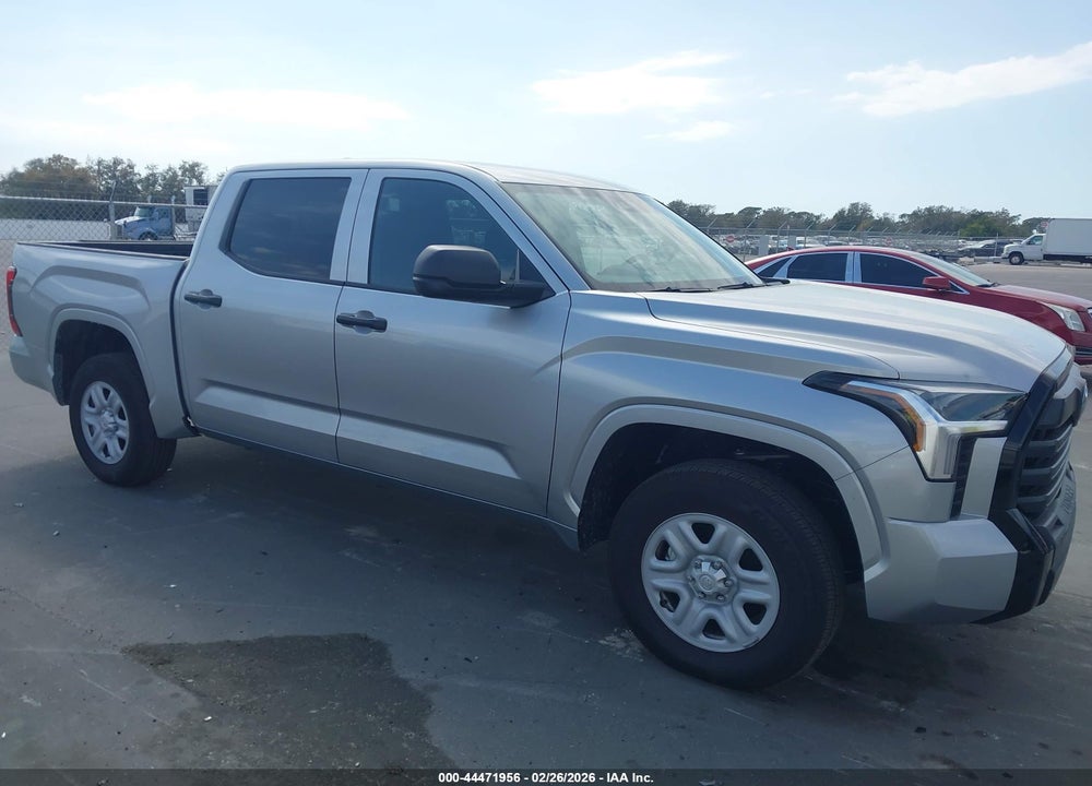 2026 TOYOTA TUNDRA SR CREWMAX 5.5' BED VIN: 5TFKB5DB2TX359387