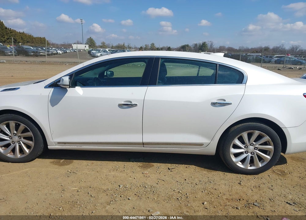 2015 BUICK LACROSSE LEATHER VIN: 1G4GB5G33FF230218