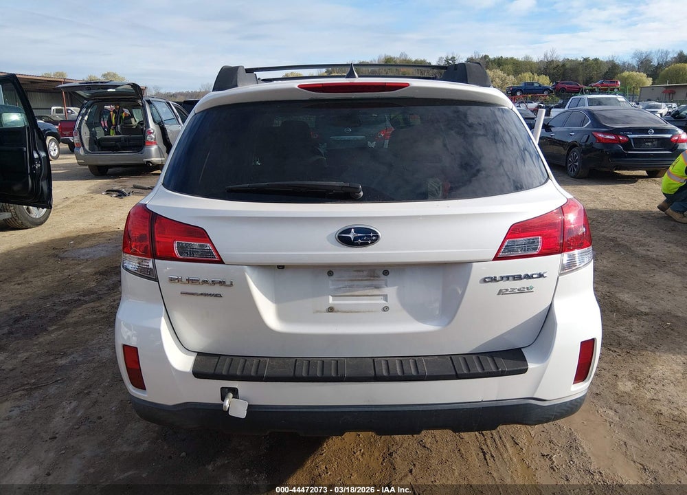 2014 SUBARU OUTBACK 2.5I LIMITED VIN: 4S4BRBLC4E3227869