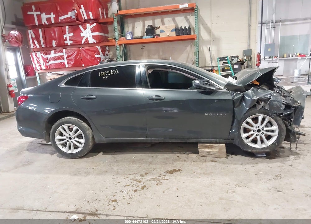 2018 CHEVROLET MALIBU LT VIN: 1G1ZD5ST8JF130583