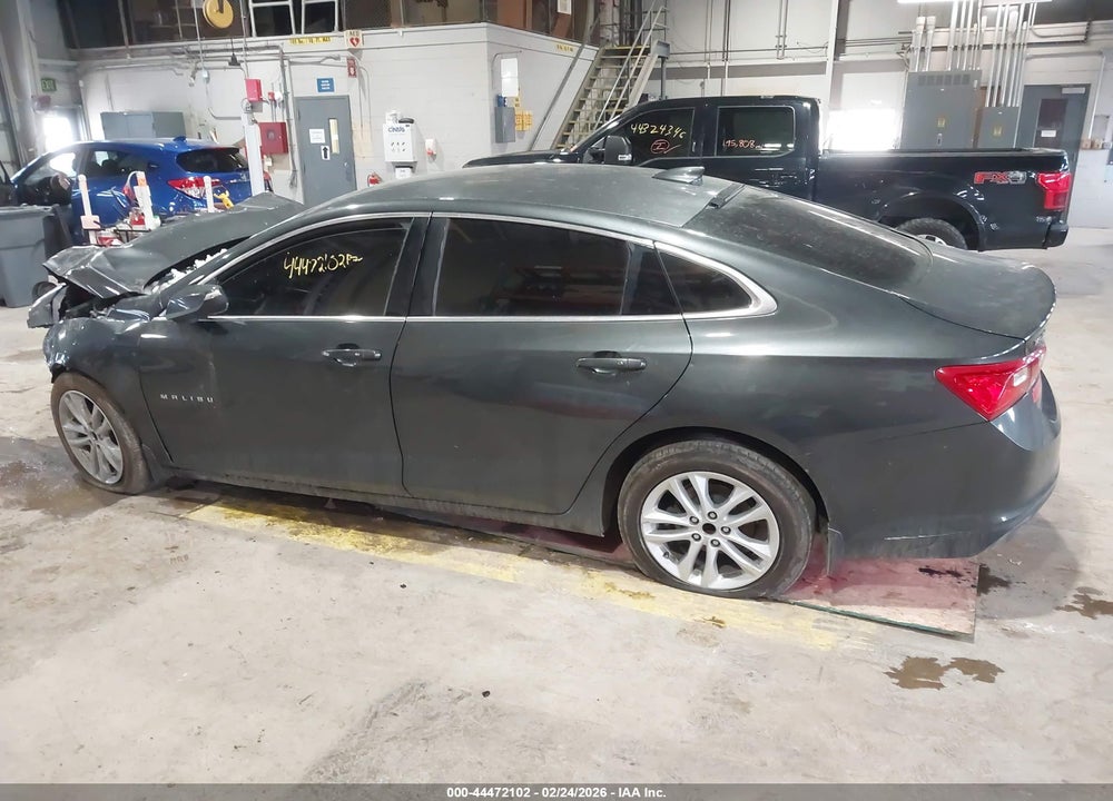 2018 CHEVROLET MALIBU LT VIN: 1G1ZD5ST8JF130583
