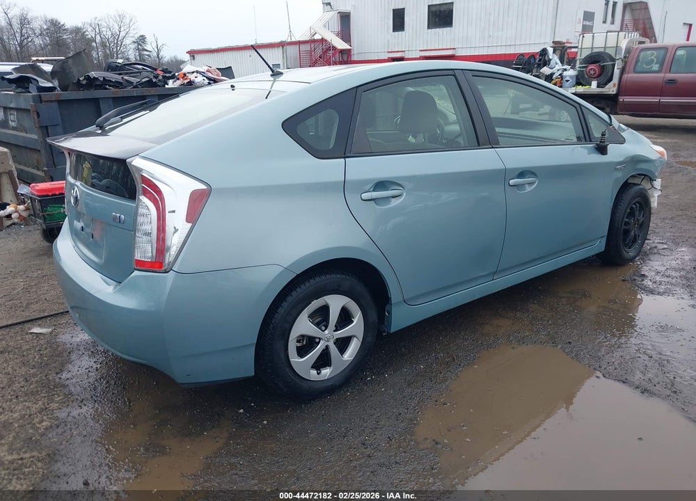 2013 TOYOTA PRIUS TWO VIN: JTDKN3DU5D5663193