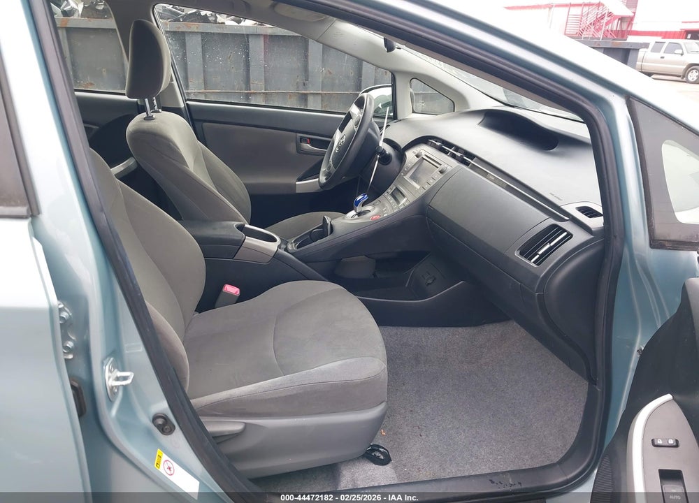 2013 TOYOTA PRIUS TWO VIN: JTDKN3DU5D5663193