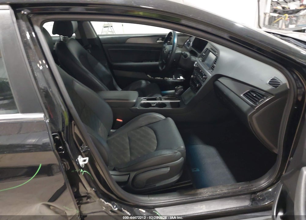 2017 HYUNDAI SONATA SPORT VIN: 5NPE34AF1HH570742