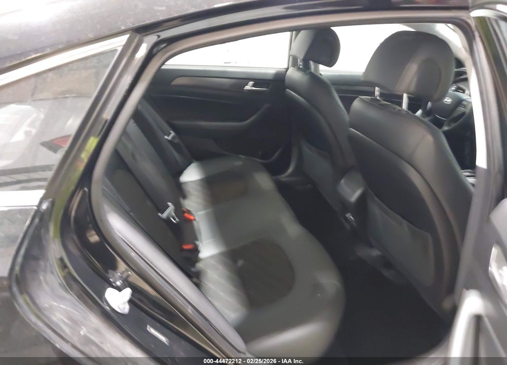 2017 HYUNDAI SONATA SPORT VIN: 5NPE34AF1HH570742