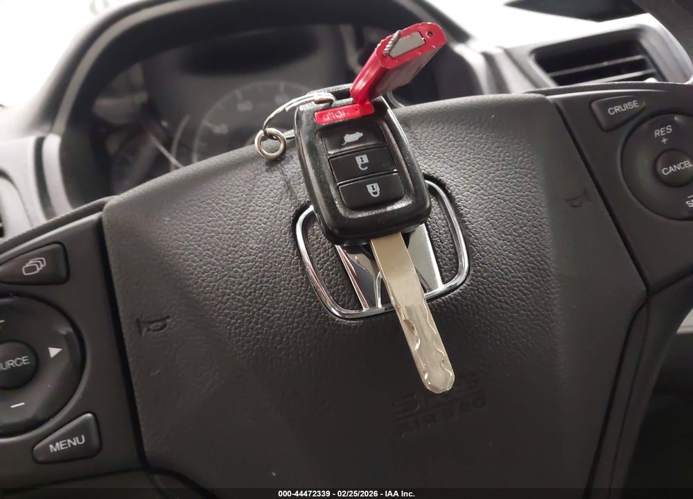 2016 HONDA CR-V LX VIN: 2HKRM4H35GH643619