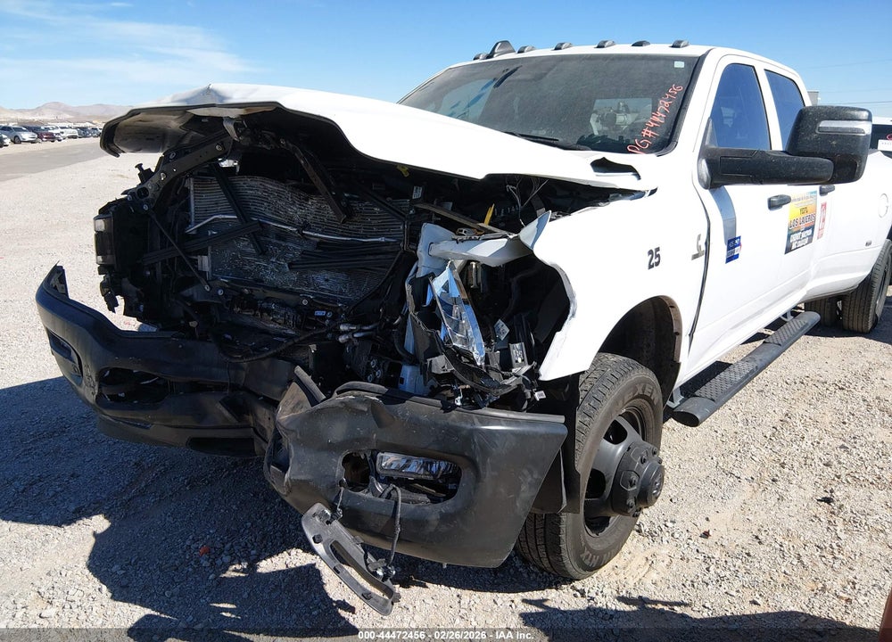 2025 RAM 3500 TRADESMAN  4X4 8' BOX VIN: 3C63RRGL2SG560843