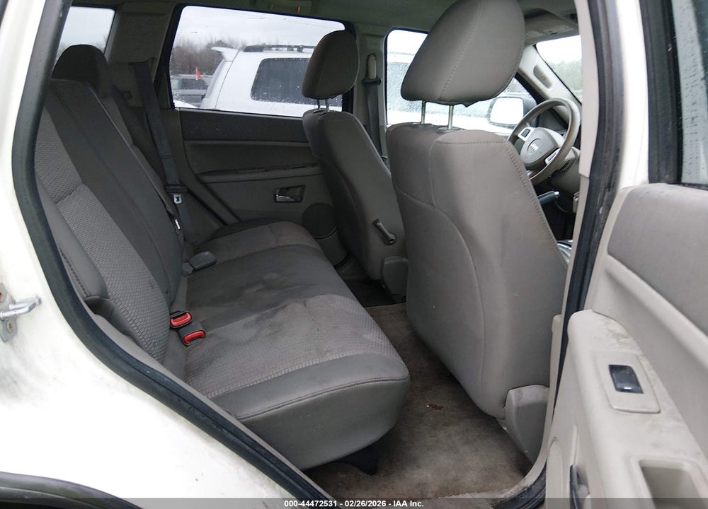 2010 JEEP GRAND CHEROKEE LAREDO VIN: 1J4PS4GK2AC117922