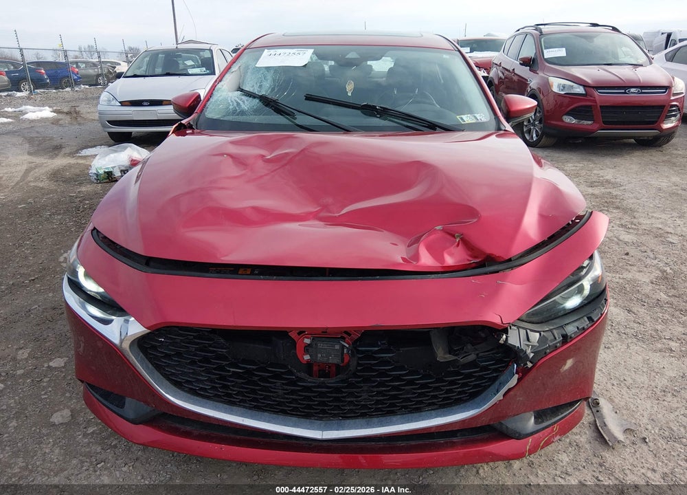 2019 MAZDA 3 PREMIUM PACKAGE VIN: 3MZBPAEM5KM104356