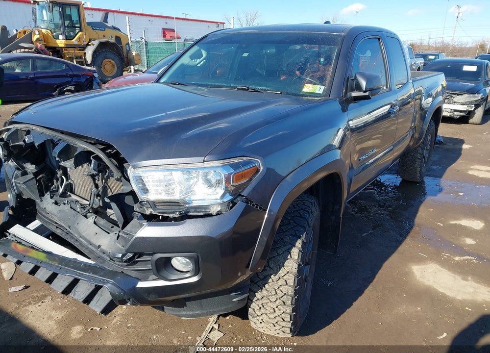 2021 TOYOTA TACOMA SR5 V6 VIN: 3TYSZ5AN2MT051092