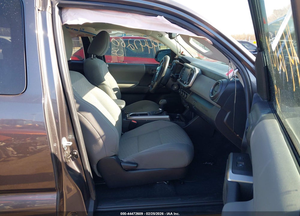 2021 TOYOTA TACOMA SR5 V6 VIN: 3TYSZ5AN2MT051092