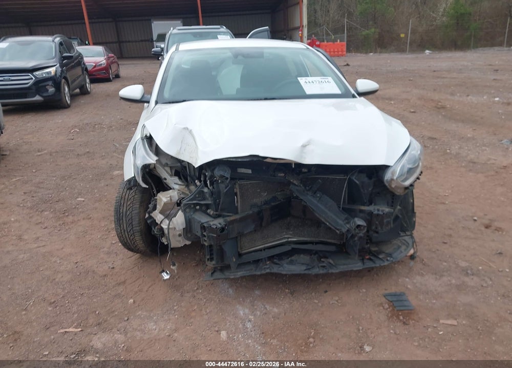 2019 KIA FORTE LXS VIN: 3KPF24AD1KE075040