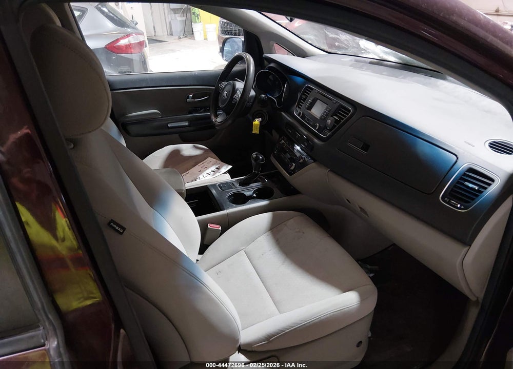 2017 KIA SEDONA LX VIN: KNDMB5C18H6236370