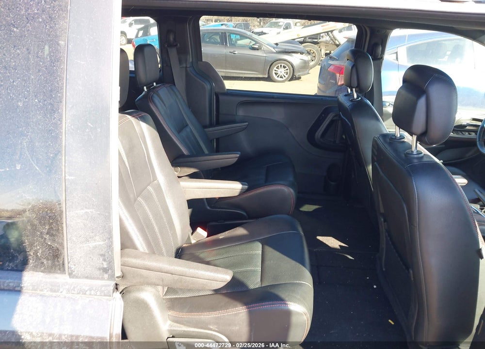 2018 DODGE GRAND CARAVAN GT VIN: 2C4RDGEG1JR318744