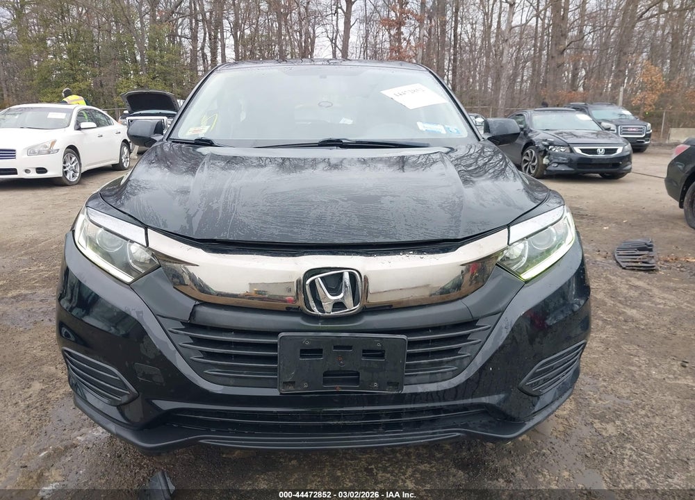 2019 HONDA HR-V LX VIN: 3CZRU6H32KG733396