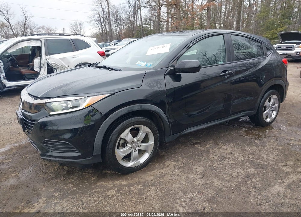 2019 HONDA HR-V LX VIN: 3CZRU6H32KG733396
