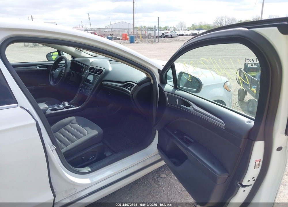 2017 FORD FUSION SE VIN: 3FA6P0H75HR258877