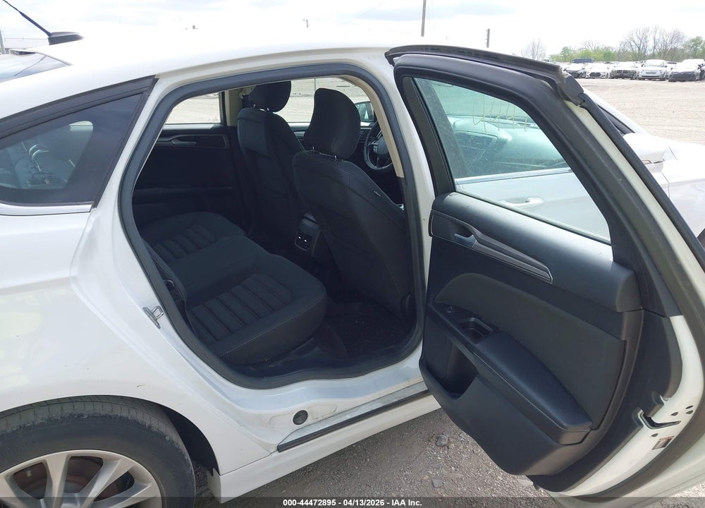 2017 FORD FUSION SE VIN: 3FA6P0H75HR258877