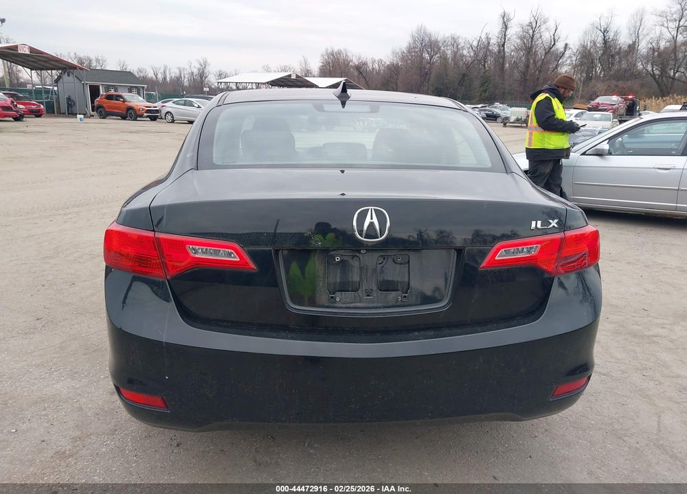 2015 ACURA ILX 2.0L VIN: 19VDE1F36FE003021