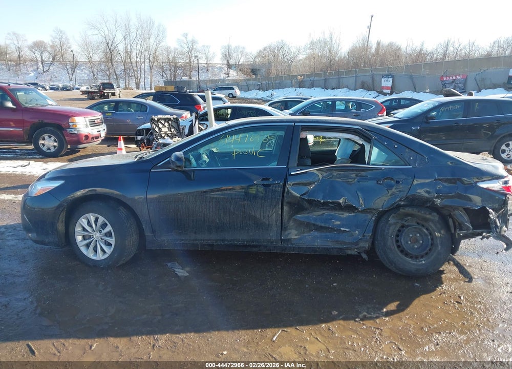 2017 TOYOTA CAMRY LE VIN: 4T1BF1FK1HU807956