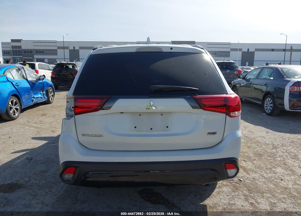2020 MITSUBISHI OUTLANDER LE 2.4 VIN: JA4AD3A37LZ047023