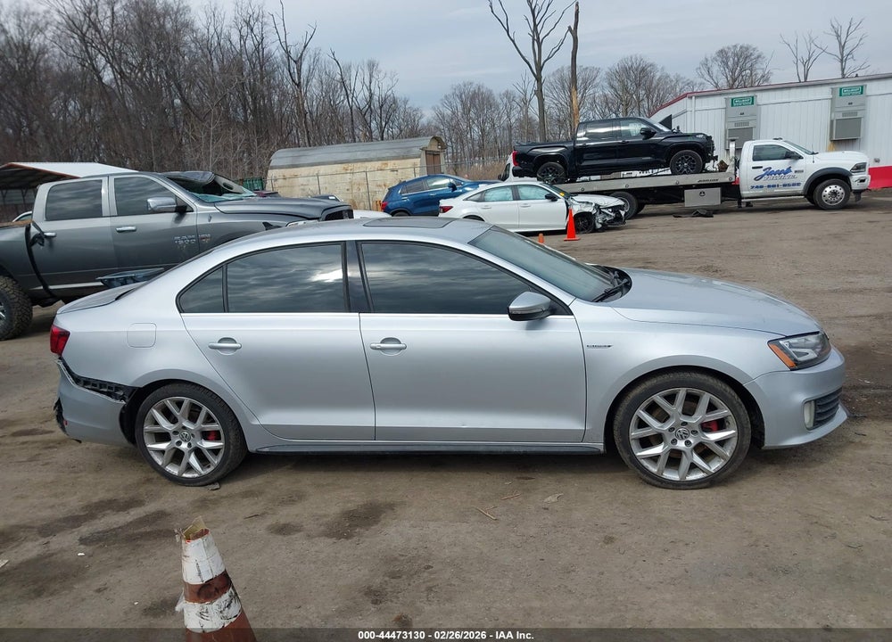 2014 VOLKSWAGEN JETTA GLI EDITION 30 W/NAV VIN: 3VW5S7AJ9EM259992