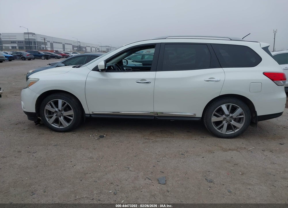 2015 NISSAN PATHFINDER PLATINUM VIN: 5N1AR2MN5FC656631