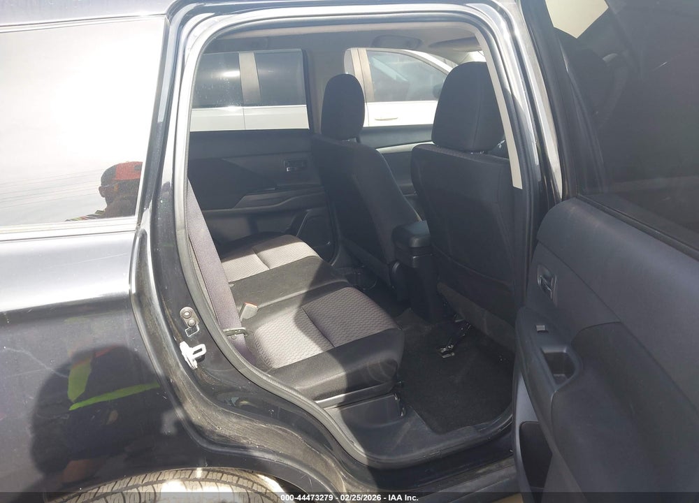 2014 MITSUBISHI OUTLANDER SE VIN: JA4AD3A31EZ018121