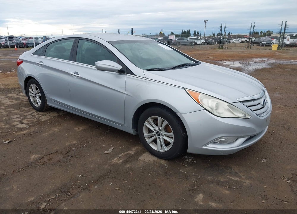 2013 HYUNDAI SONATA GLS VIN: 5NPEB4AC9DH745516