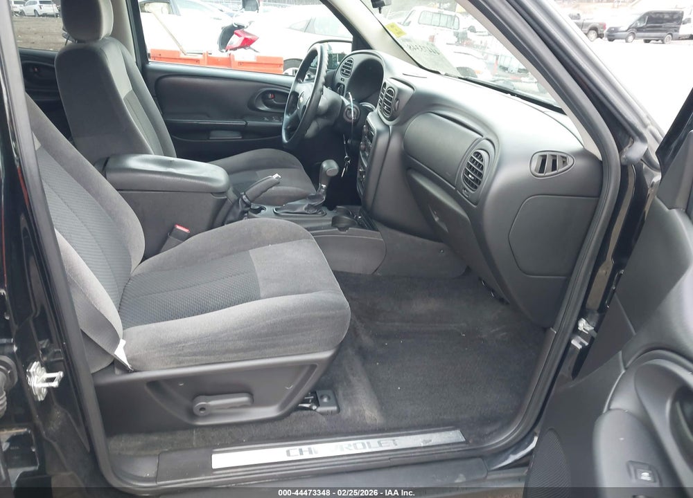 2008 CHEVROLET TRAILBLAZER LT VIN: 1GNDS13S982182500