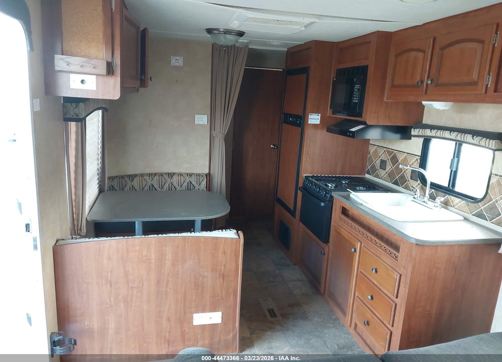 2012 JAYCO JAYFLIGHT VIN: 1UJBJ0BN5C18B0216