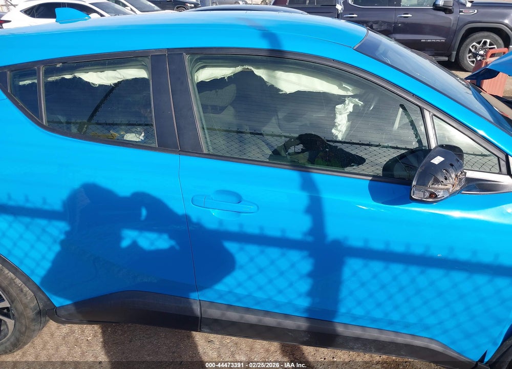 2019 TOYOTA C-HR XLE VIN: JTNKHMBX0K1055835
