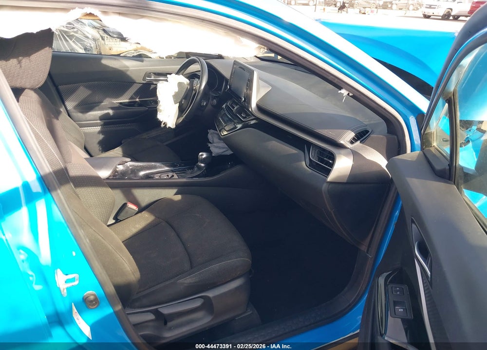 2019 TOYOTA C-HR XLE VIN: JTNKHMBX0K1055835