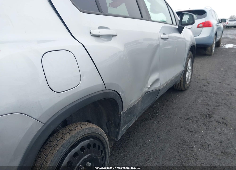 2019 CHEVROLET TRAX LS VIN: 3GNCJNSB0KL173732
