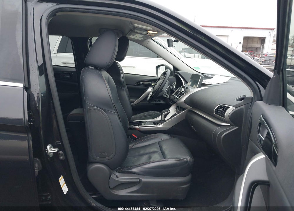 2019 MITSUBISHI ECLIPSE CROSS SE/SEL VIN: JA4AT5AA7KZ019587