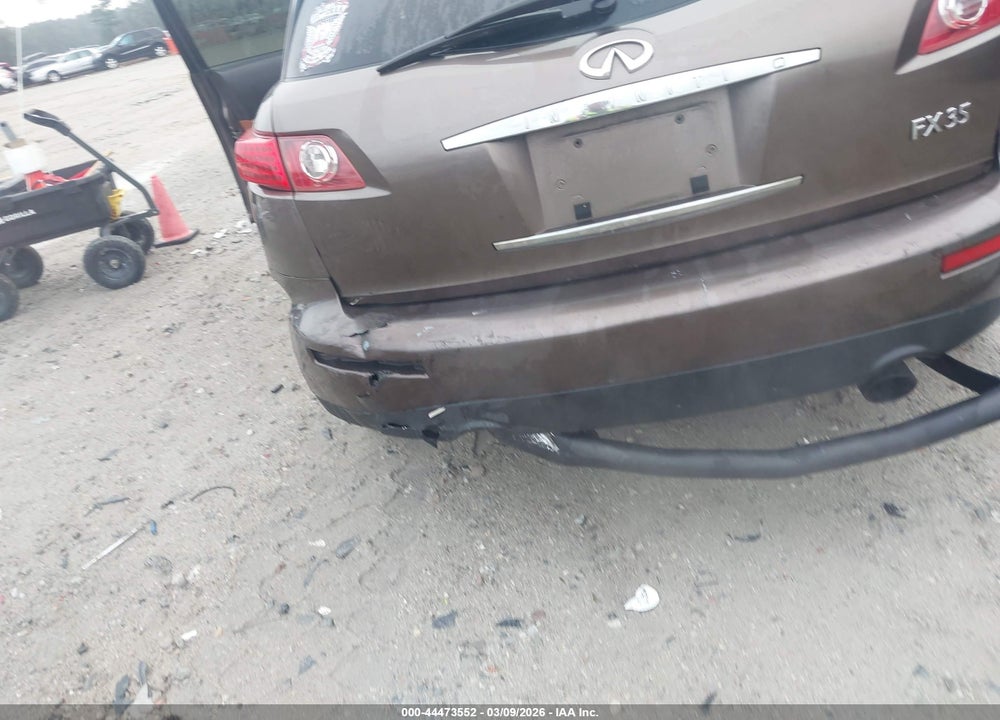 2005 INFINITI FX35 VIN: JNRAS08W75X214909