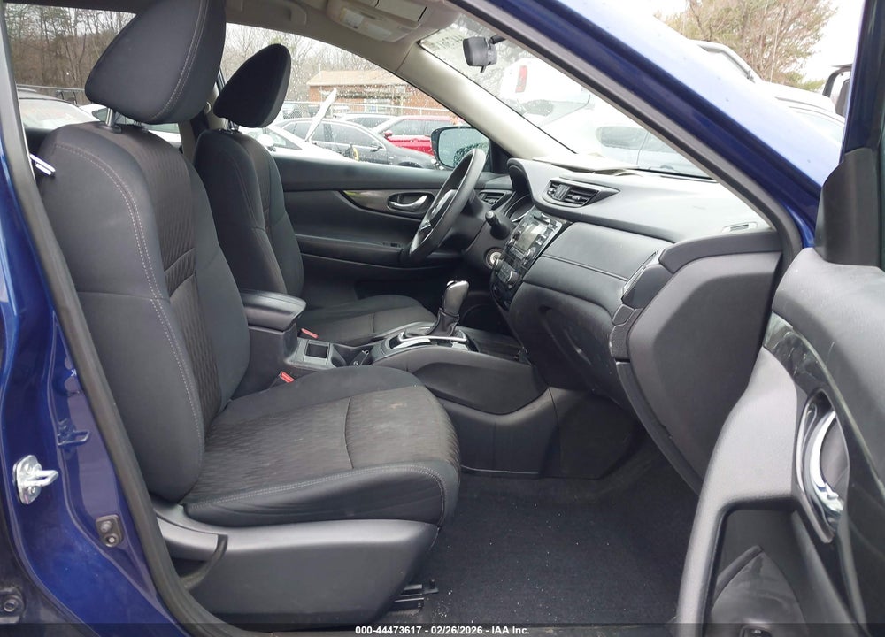 2017 NISSAN ROGUE S VIN: 5N1AT2MM1HC731109