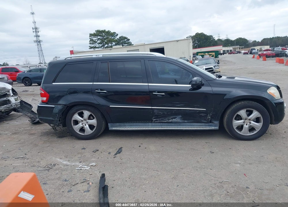 2011 MERCEDES-BENZ GL 450 4MATIC VIN: 4JGBF7BE8BA632617