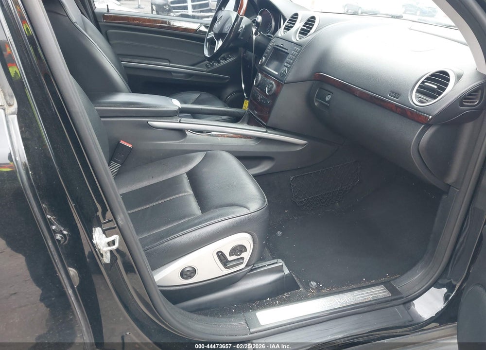 2011 MERCEDES-BENZ GL 450 4MATIC VIN: 4JGBF7BE8BA632617